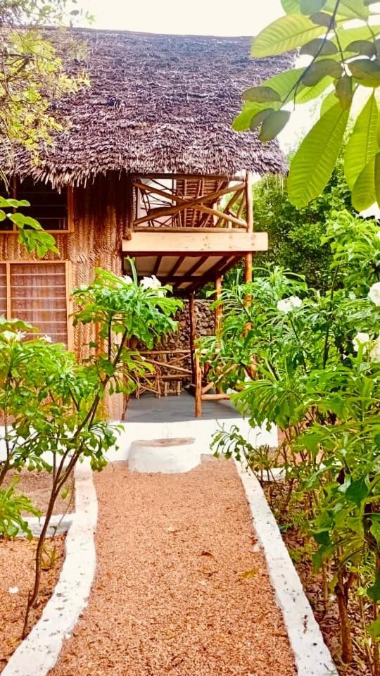 Embe Lodge キジカジ エクステリア 写真